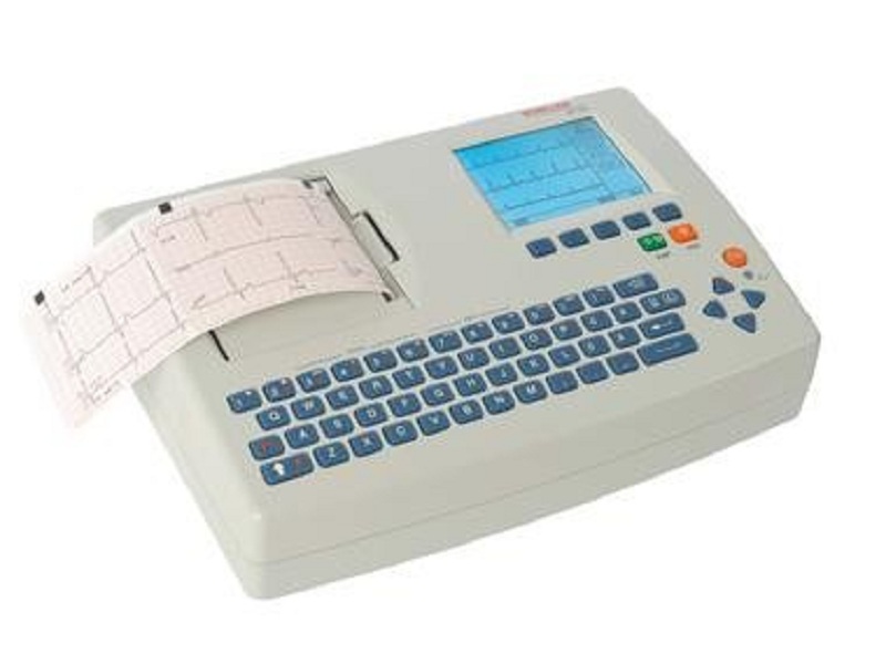 MM-147,Cardiovit AT101 Trokanalni EKG aparat